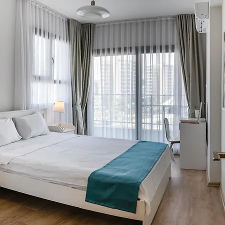 Amelius Pool In Caesar Spa, Long