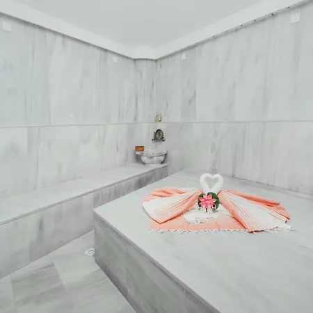 Amelius Pool In Caesar Spa, Long * Perivolia tou Trikomou