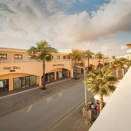 Apartman Amelius Pool In Caesar Spa, Long