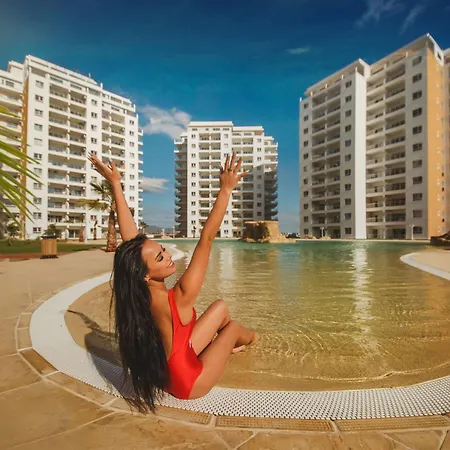 Amelius Pool In Caesar Spa, Long * Perivolia tou Trikomou