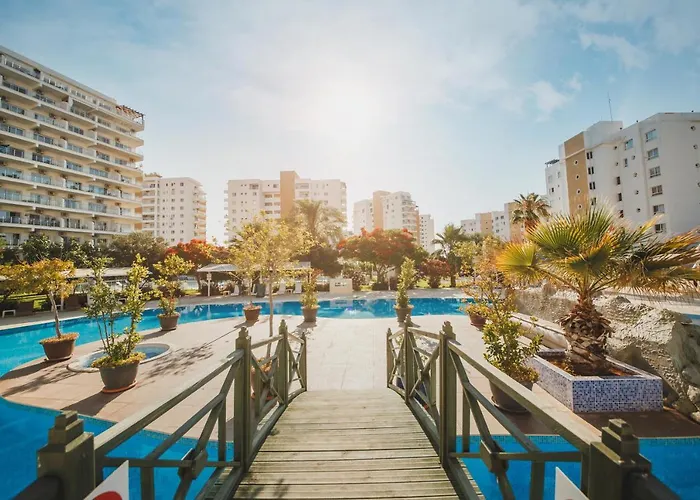 Apartmán Amelius Pool In Caesar Spa, Long *