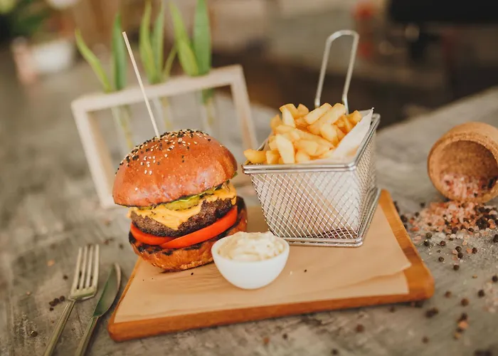 Amelius Pool In Caesar Spa, Long Apartmán *